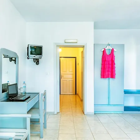 Xenios Faros Apartament *