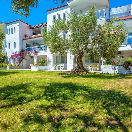 Xenios Faros * Possidi