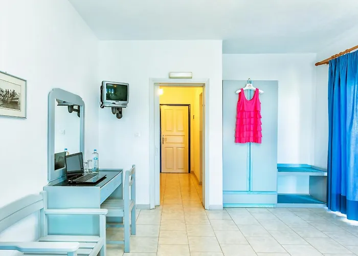 Xenios Faros Апартаменты *