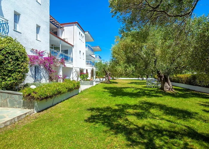 Xenios Faros Посиди