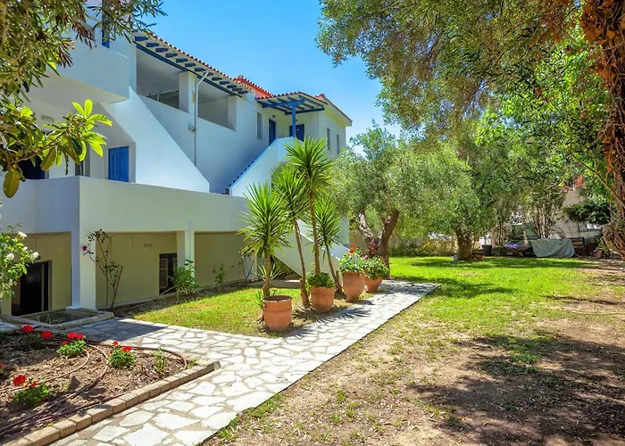 Апартаменты Xenios Faros