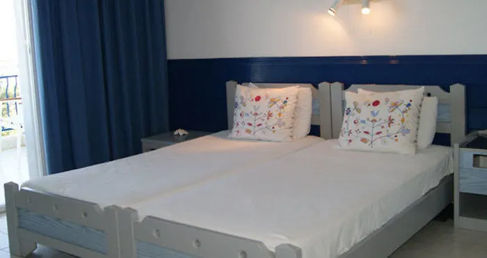 Xenios Faros * Possidi