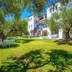 Xenios Faros Posidi